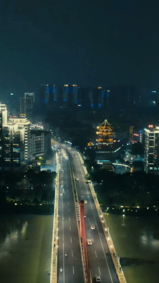 城市航拍福建漳州城市夜景交通竖屏航拍