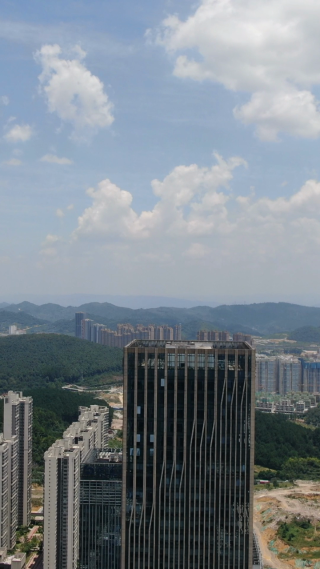 城市航拍贵阳金融城竖屏 