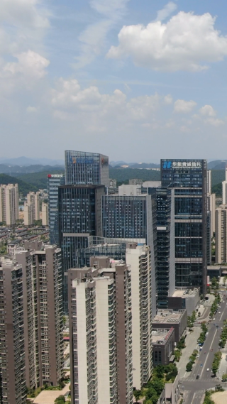 城市航拍贵阳金融城竖屏 