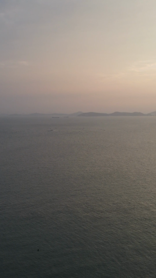 大海夕阳晚霞日落竖屏航拍