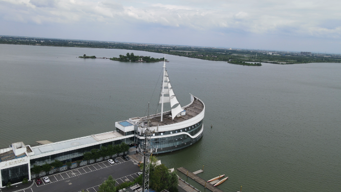 旅游景区湖南常德柳叶湖水上运动俱乐部航拍