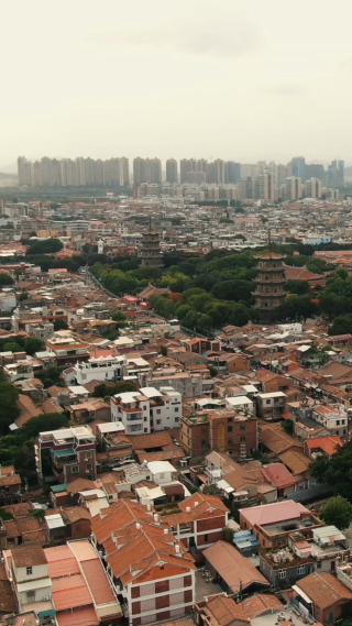 旅游景区福建泉州古城竖屏航拍