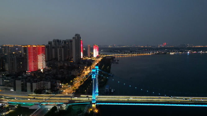 湖北襄阳汉江大桥夜景灯光