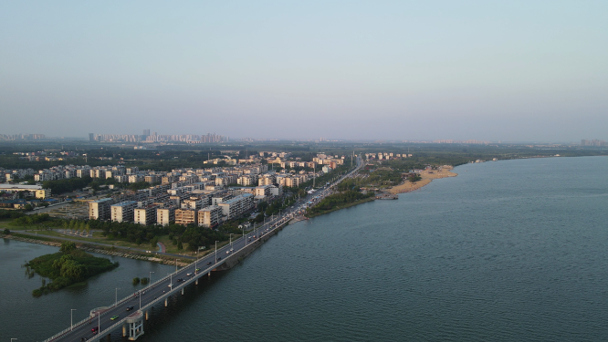 湖北襄阳汉江城市风光航拍