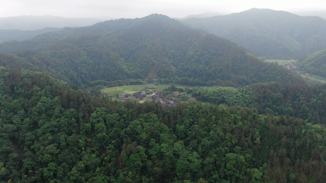 自然风光高山山川清澈溪流航拍