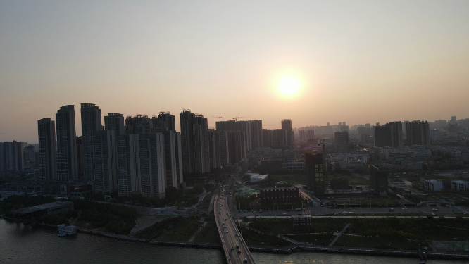 航拍城市夕阳交通高楼车辆