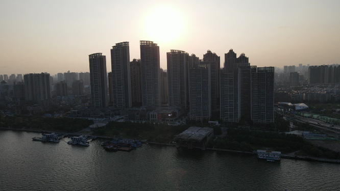 航拍城市夕阳交通高楼车辆