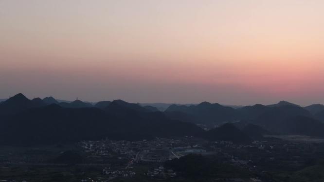 航拍大山日出彩霞迷雾青岩古镇