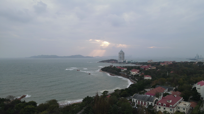 航拍大海风光山东青岛