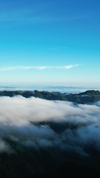 航拍大自然高山云海湖北神农架风景区