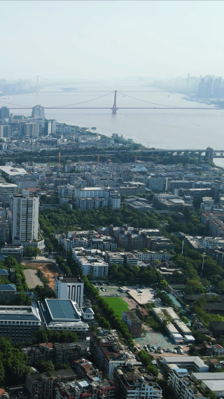 航拍武汉城市老城区建设