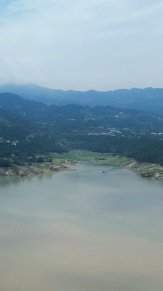 航拍母亲河长江三峡竖屏