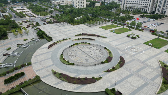 航拍江西九江城市广场