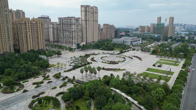 航拍江西九江城市广场