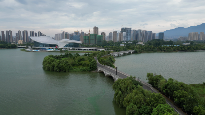 航拍江西九江城市风光 