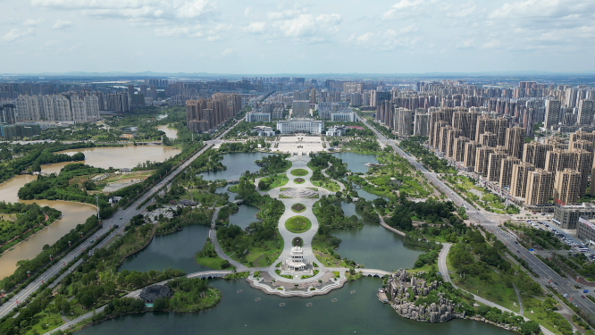 航拍江西抚州市政府大楼