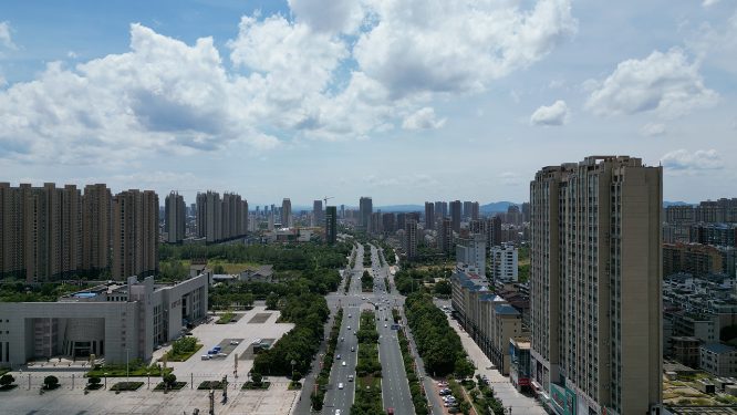 航拍江西抚州城市风光蓝天白云高楼建筑