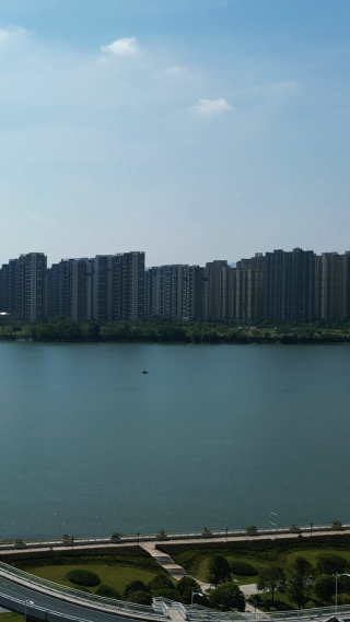 航拍江西赣江河流风光竖屏 