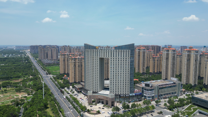 航拍湖北孝感城市建设