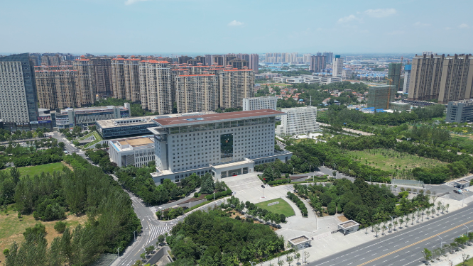 航拍湖北孝感市政府办公楼