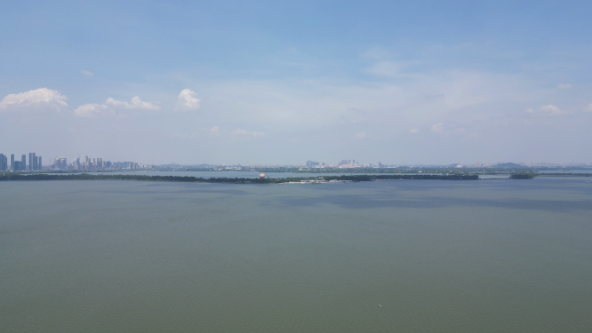 航拍湖北武汉东湖5A景区