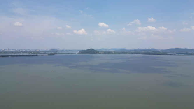 航拍湖北武汉东湖5A景区