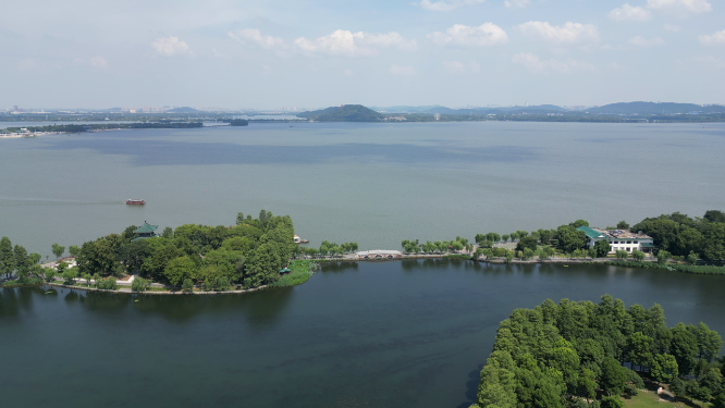 航拍湖北武汉东湖5A景区