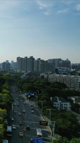 航拍湖北武汉城市交通轨道