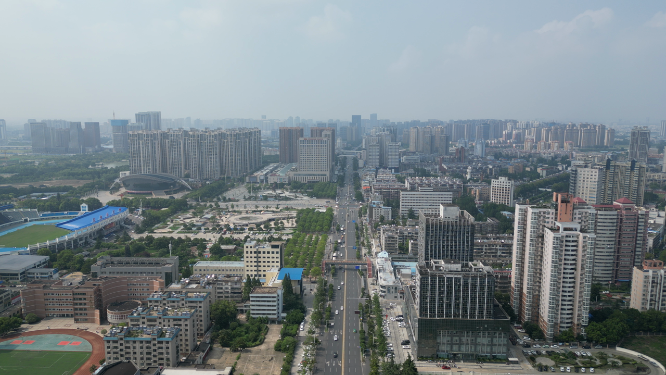 航拍湖北襄阳城市交通