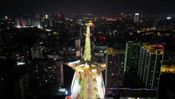 航拍湖北襄阳城市夜景交通