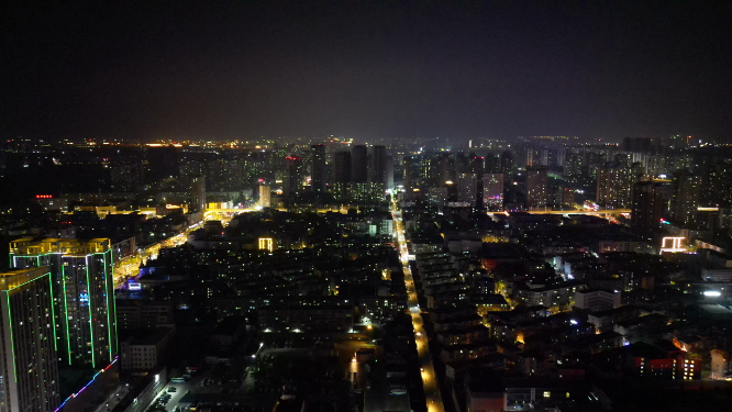 航拍湖北襄阳城市夜景交通