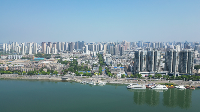 航拍湖北襄阳城市建设高楼建筑