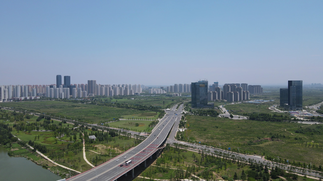 航拍湖北襄阳新城城市交通