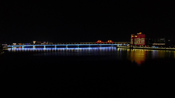 航拍湖北襄阳汉江桥梁夜景灯光 