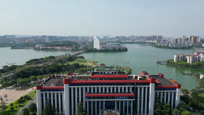 航拍湖北鄂州市政府办公楼