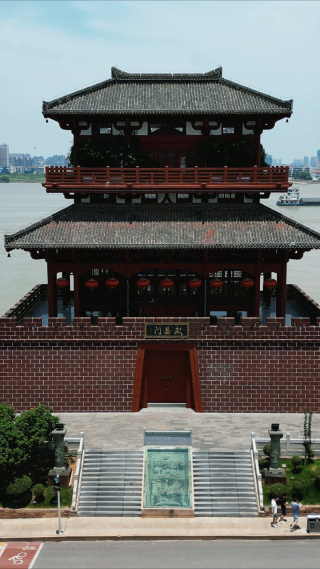 航拍湖北鄂州武昌门古建筑
