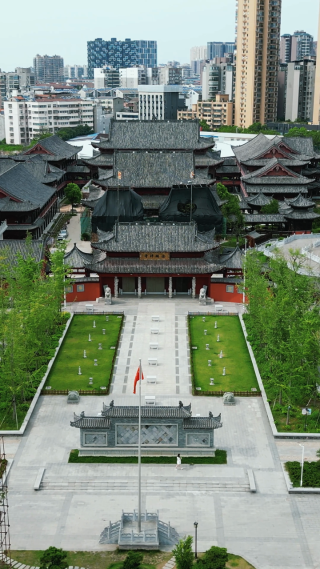 航拍湖北黄冈安国寺古建筑