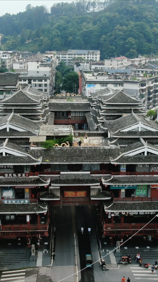 旅游景区云南昆明民族村竖屏