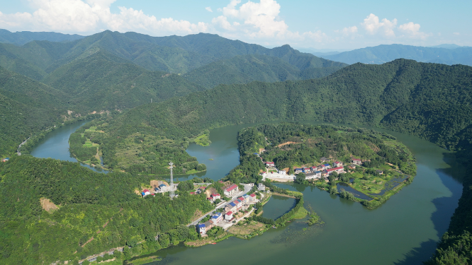 航拍祖国依山傍水壮丽山河