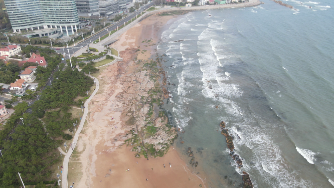 航拍自然风光海洋沙滩海浪礁石