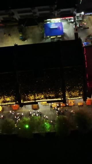 贵州镇远古镇夜景灯光竖屏航拍