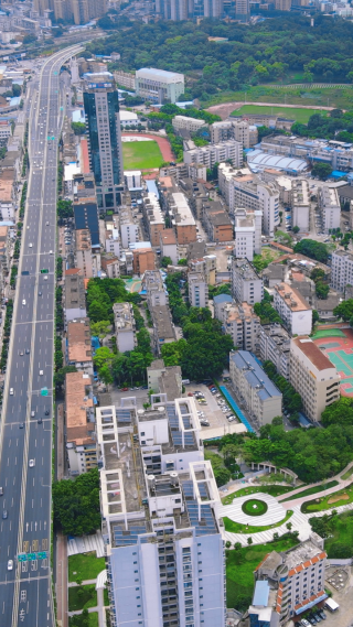 4K航拍城市铁路公路交通类视频