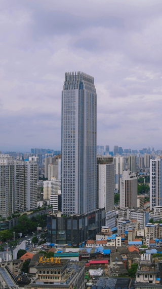 4K航拍广西东盟商务区城市高楼建筑