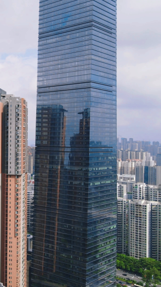 4K航拍广西东盟商务区城市高楼建筑
