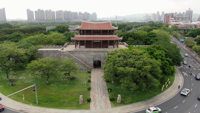 4K航拍福建泉州古城临漳门历史文化古建筑