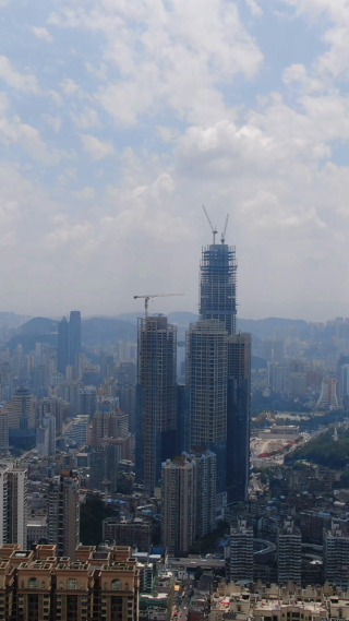 4K航拍贵州贵阳城市商务建筑在建高楼吊塔