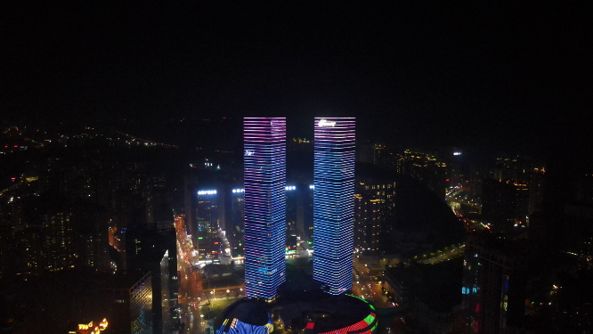 4K航拍贵州贵阳花果园双子塔地标建筑夜景灯光秀 