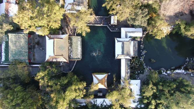 俯拍山东济南趵突泉5A景区