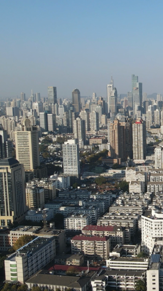 南京城市高楼建设竖屏航拍