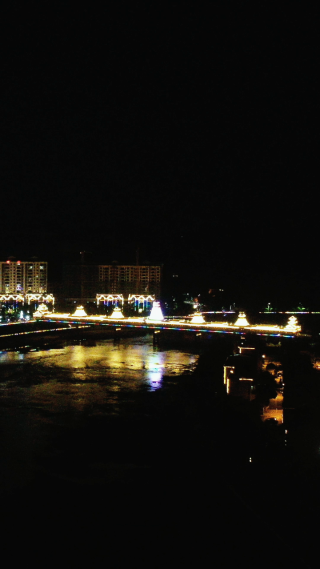 城市航拍侗族特色建筑风雨桥夜景竖屏